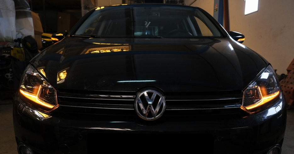 Faruri LED VW Golf 6 silver
